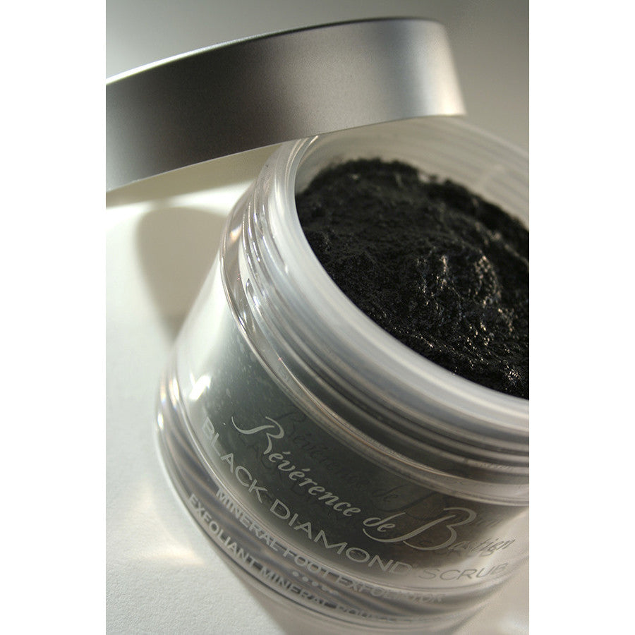 Révérence de Bastien Black Diamond Scrub, For the Feet - New London Pharmacy