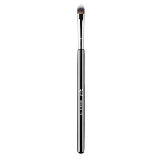 E70 Medium Angled Shading Brush